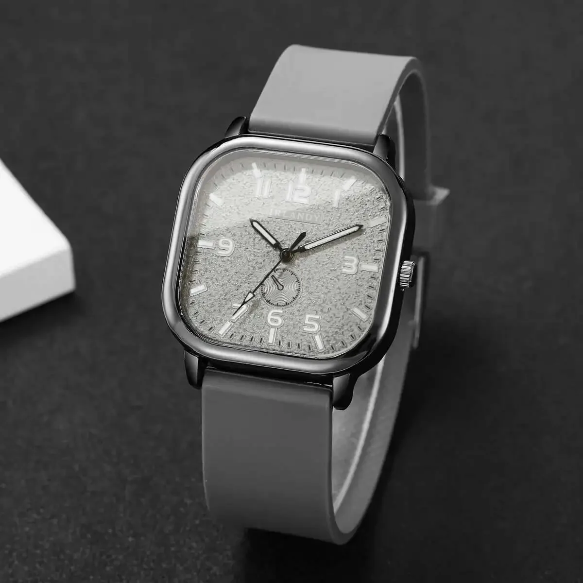 ManWomen's Fashion Elegant Flower Quartz Watch Versatile Daily Wearing Party Valentine's Day Party Easter Ramadan Halloween Chr