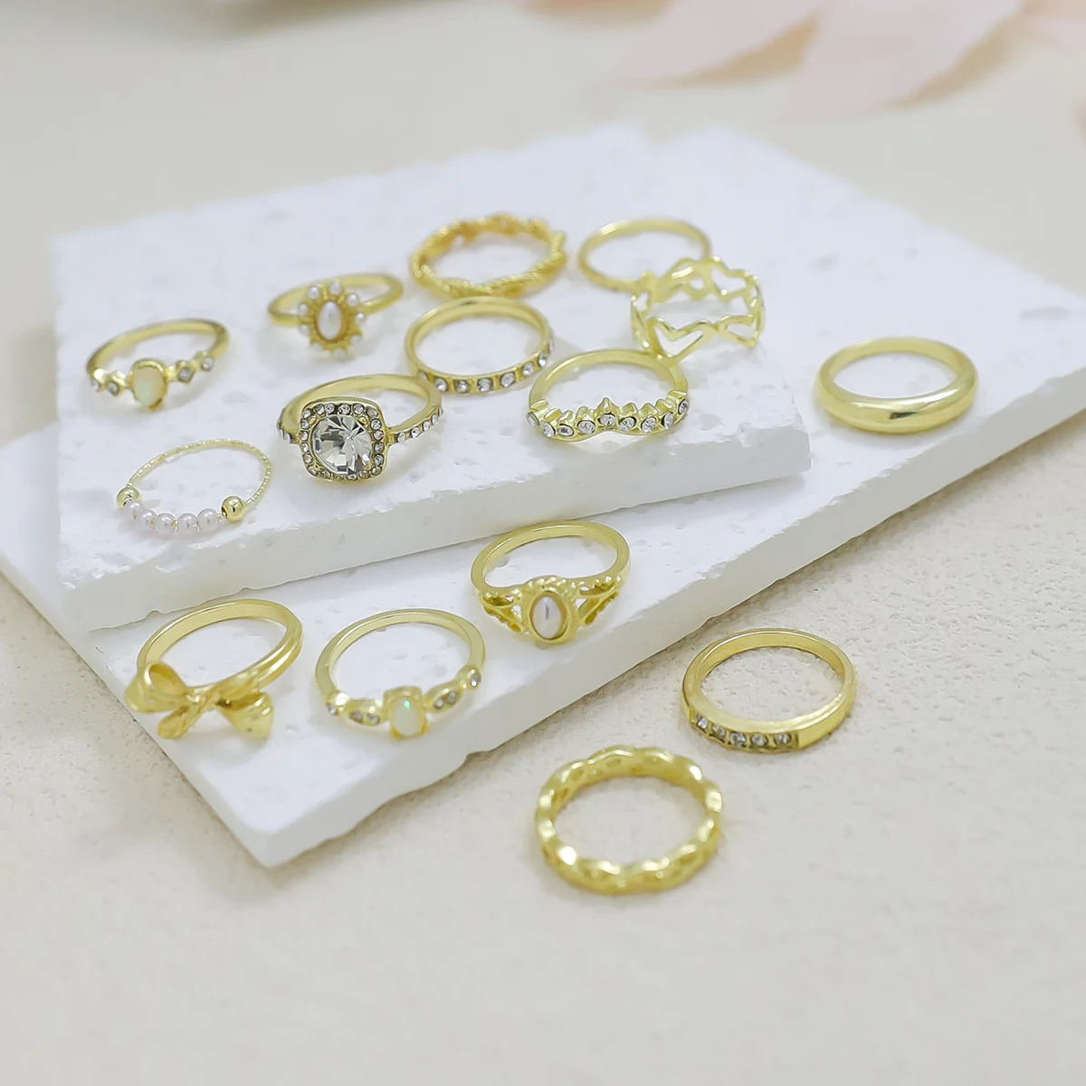 15pcs/Set Fashion Gold Rings With Bow, Flower, Leaf And Faux Pearl Designs, Suitable For Women's Daily Wear Jewelry Accessories 4