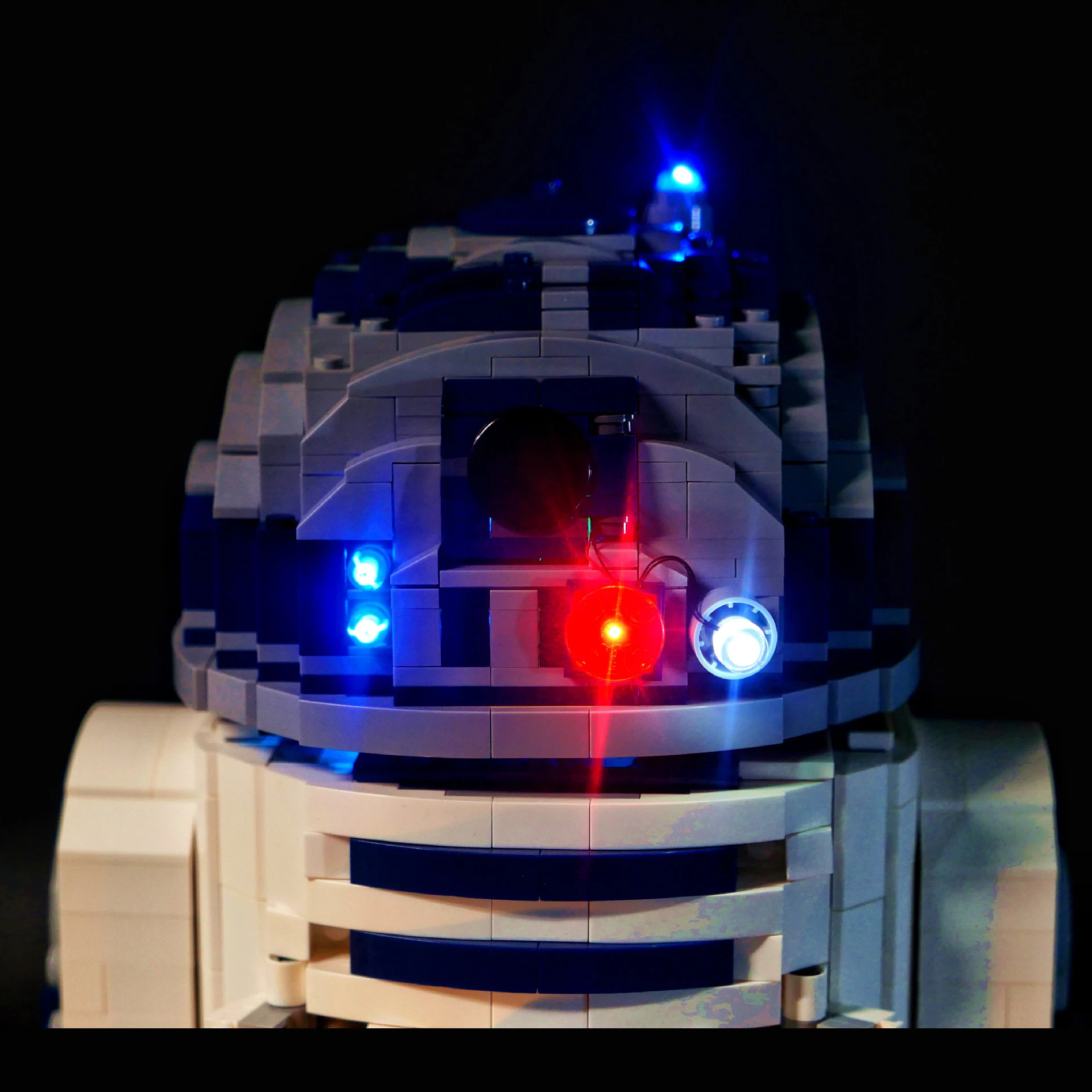 LIGHTAILING Led Licht für Lego- 75308 R2-D2 – Beleuchtungsset Kompatibel  Mit Lego Modell (Lego Bausteinen Modell Nicht enthalten): :  Spielzeug