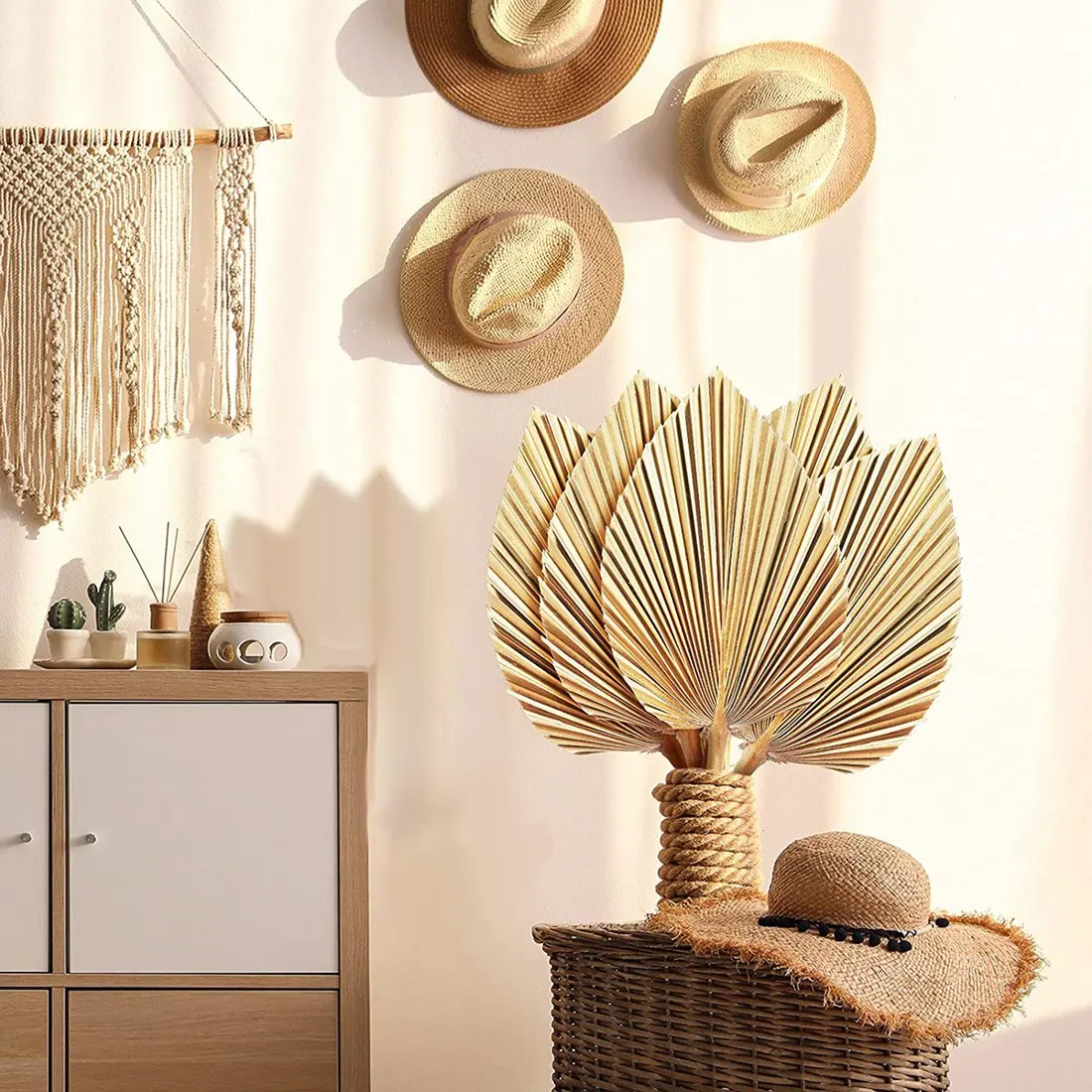 Dried Palm Leaves Decor 5Pcs Natural Dried Palm Leaves Tropical Dried Palm Fans Boho Dry Leaves Decor for Home Kitchen Wedding