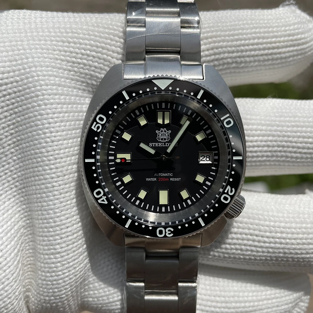

STEELFLIER SD1977 Luxury Fully Automatic Mechanical Men's Wristwatch Swiss Super Luminous NH35 Movement 20Bar Waterproof Watch