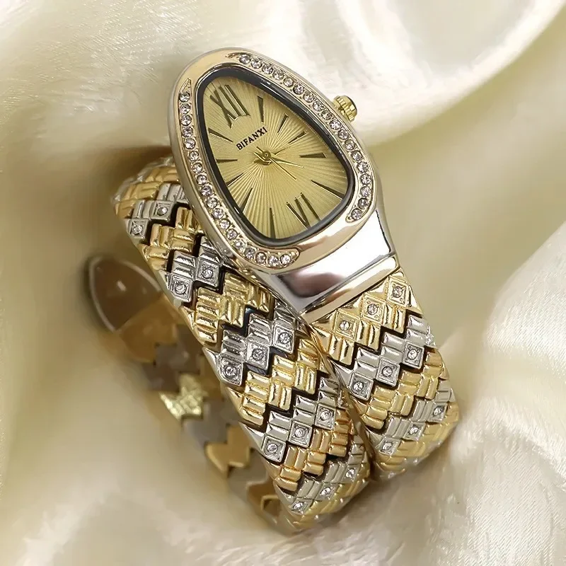 Snakelike bracelet watch winding fashion quartz watch small dial studded luxury niche temperament women's women watches electronic watch