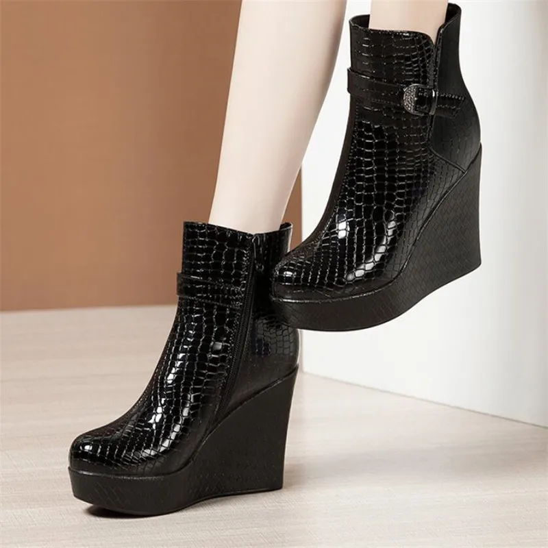 Genuine Leather Platform Ankle Boots Women Fashion Wedge Shoes Autumn Women Sexy High Heel Shoes Winter Warm Women Snow Boots