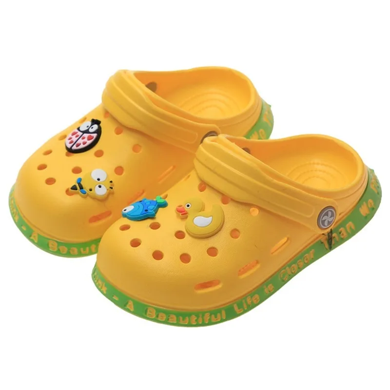 Sandals Boys Girls Soft Sole Anti Slip Cartoon Cute Breathable Hole Shoes Flat Heels New Summer