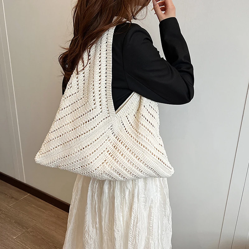 2024 Brand Women Tote Knitting Handbag Triangle Design Summer Woven Beach Bag Lightweight Elegant Portable Shoulder Purse