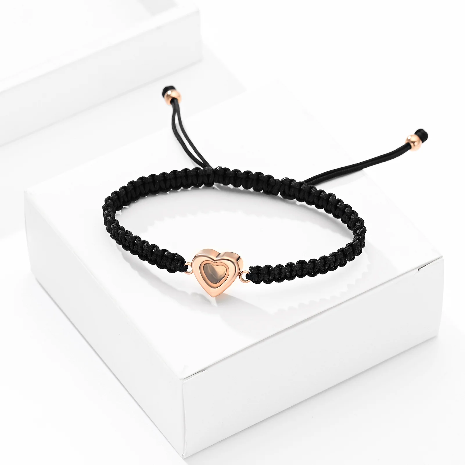 Women Memorial Ashes Bracelet Braided Rope Transparent Heart Mini Urns Ashes Holder Keepsake Jewelry Bangle Length Adjustable 4
