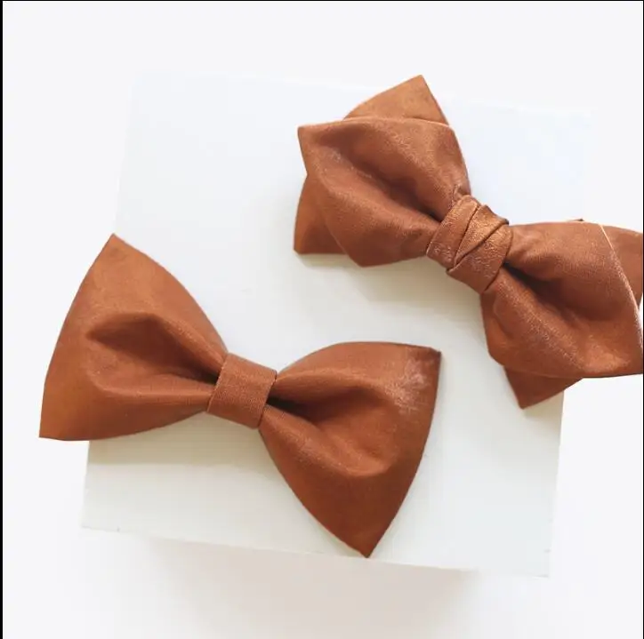 

Men's Brown Bow Tie Formal Wedding Fashion