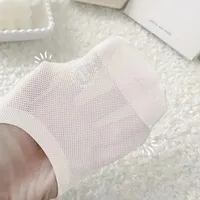 1/4/10 paires de chaussettes invisibles en maille respirante pour femmes, chaussettes décontractées en coton antidérapantes en Silicone, fines, douces et confortables, pour printemps et été 3