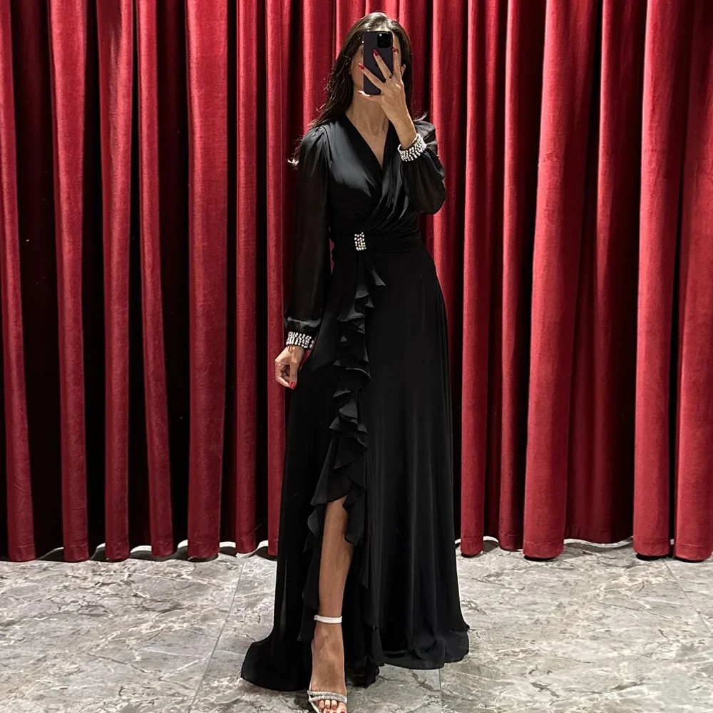 

Elegant Black Evening Dresses V Neck Long Sleeves A-Line Party Gowns Beads Back Zipper Prom Gowns Floor Length فساتين السهرة