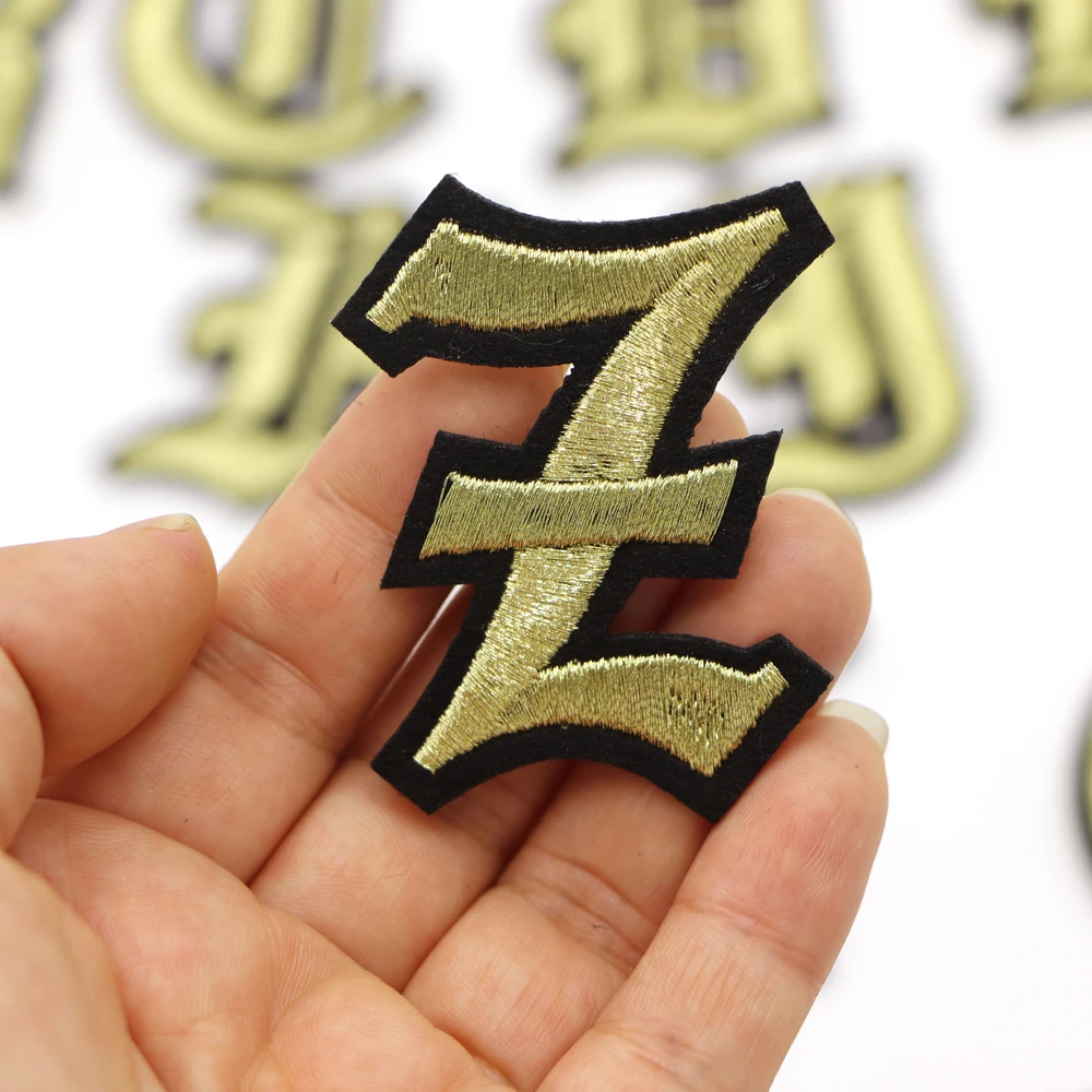 1PC Goldene Griechische Buchstaben Stickerei Patches Eisen Auf Buchstaben Patch A-Z Patch Gestickte Patch Nähen Auf Patch für Kleidung Name Diy – Detail 28