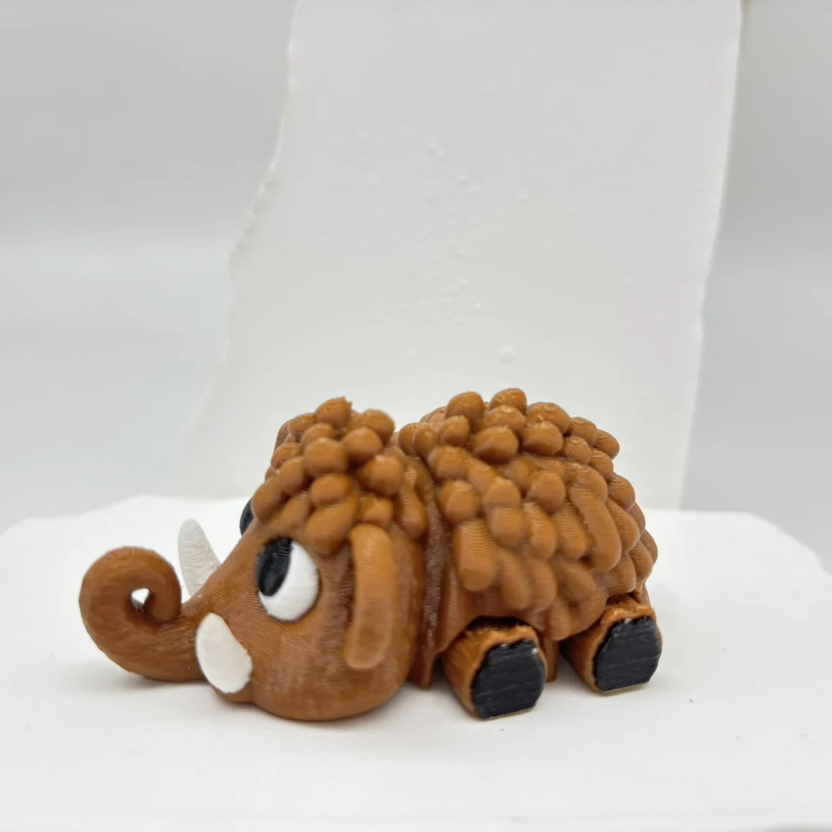 Mamut Fil Heykeli Süsü, Hareketli Fil Dekorasyonu, Fantezi Temalı Dayanıklı Plastik Ev-Araç Aksesuarı, Ev Dekorasyonuna Uygun, Koleksiyonluk El Sanatları, Oturma Odası Ofis Masası Dekorasyonu, Mükemmel Tatil Hediyesi