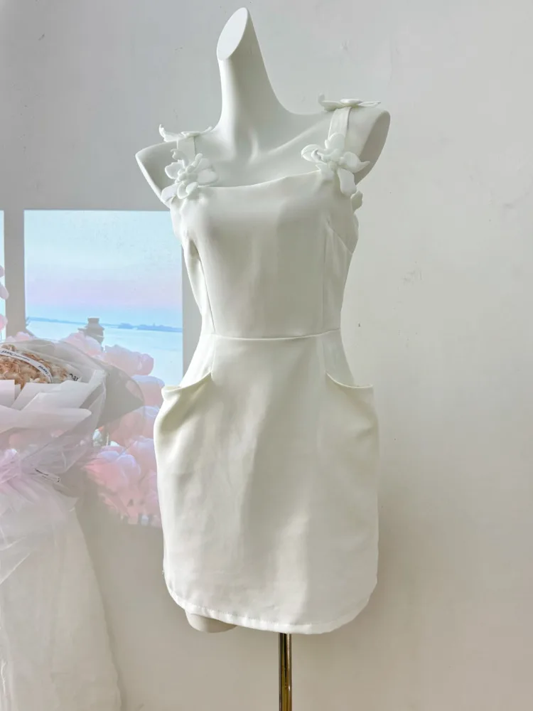 

New Arrival Sleeveless Shoulder Strap Slim Waist Gown Party Dress Women Dream Love Skirt 3D Flower Shoulder Strap Pocket Skirt