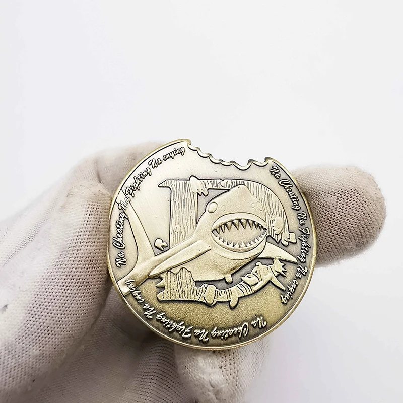 Shark Commemorative Coins Bronze Painted Metal Animal Medallions