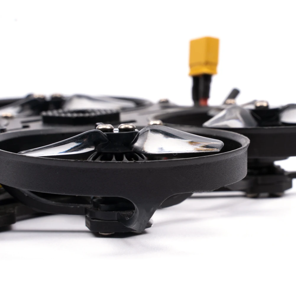 iFlight ProTek R20, XING-E 1105 6500KV brushless motors are paired with