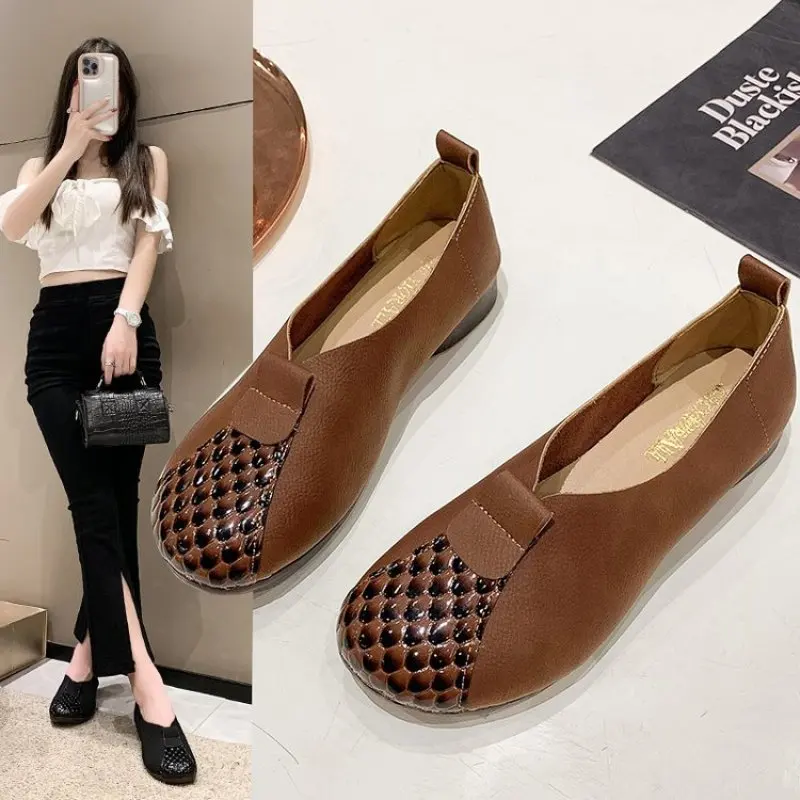 

New Ballet Flats Women Summer Slipon Shoes Woman Loafer Hollow Buckle Orthopedic Shoes Female Mocassim Flats Soft Plus Size 41