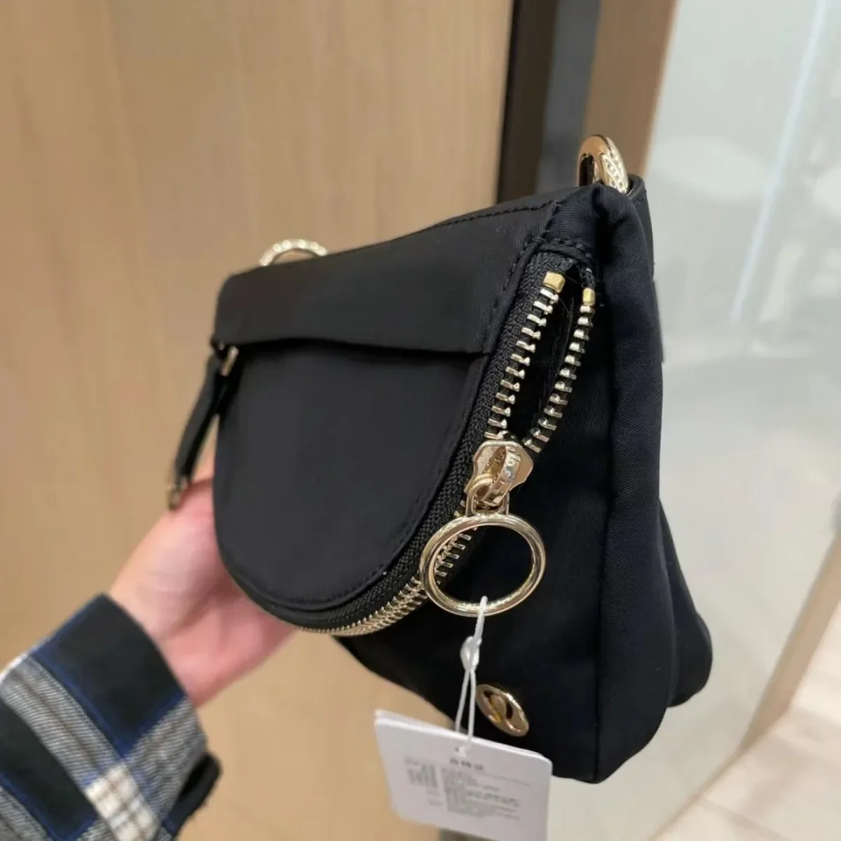 All Right Festival Crossbody Bag Women Outdoor Casual Messenger Bags With Metal Logo Travel Sports Fitness Waterproof 2L Bags