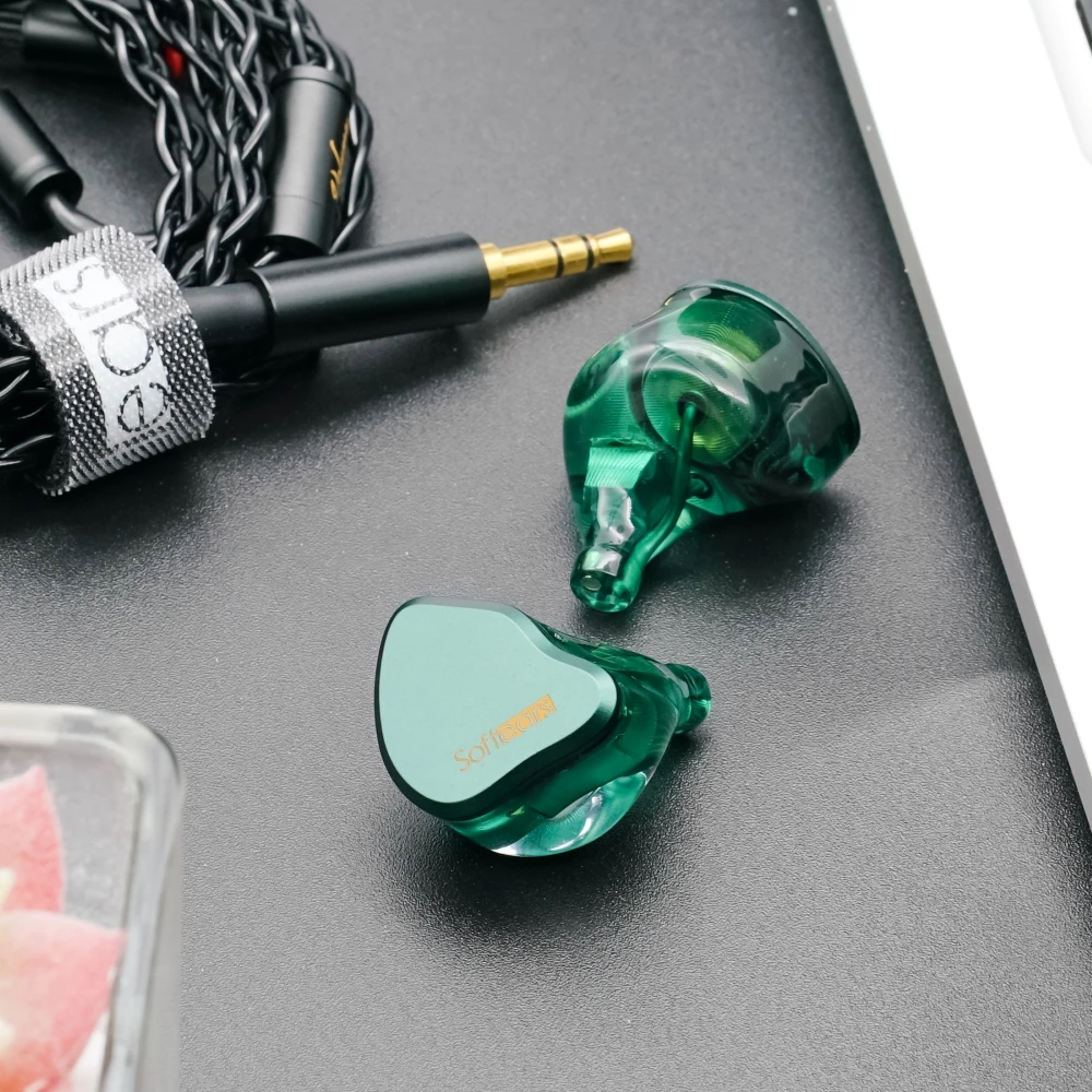 Softears Volume Triple-driver Hybrid Earphones 1DD + 2BA Hybrid Driver IEMs Audiophile Headphones with 2Pin 0.78 Cable 3.5mm 3