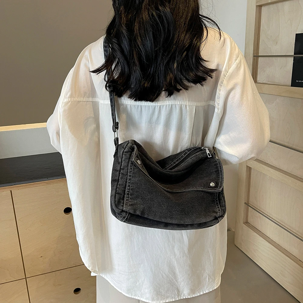 Denim Tote Bag Casual Retro Women Aesthetic Crossbody Bag Handbag Lightweight Jean Purses with Adjustable Strap Travel Shopper