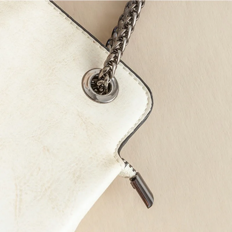 2023 New PU Leather Chain Shoulder Bag Solid Color Retro Large Capacity Square Tote Bag for Women Holiday Gift Women Aesthetic