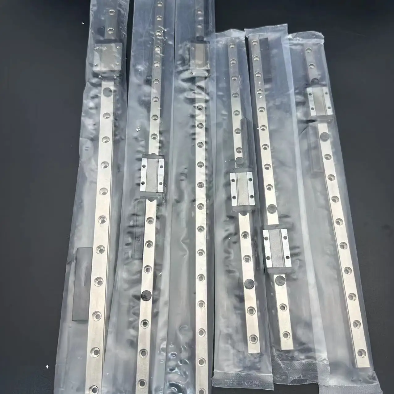 Conjunto Ferroviário Linear Tridente Voron