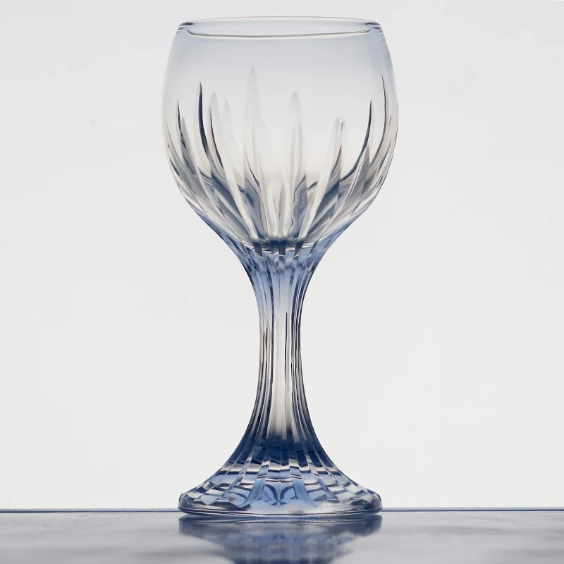 https://ae01.alicdn.com/kf/S485a9d68b8584457b6decbc25c35b8d6W/Crystal-Italian-BACCARAT-Design-Glasses-Wine-Champagne-Glass-Venetian-Style-Transparent-Glass-for-Dinner-Parties-Wedding.jpg