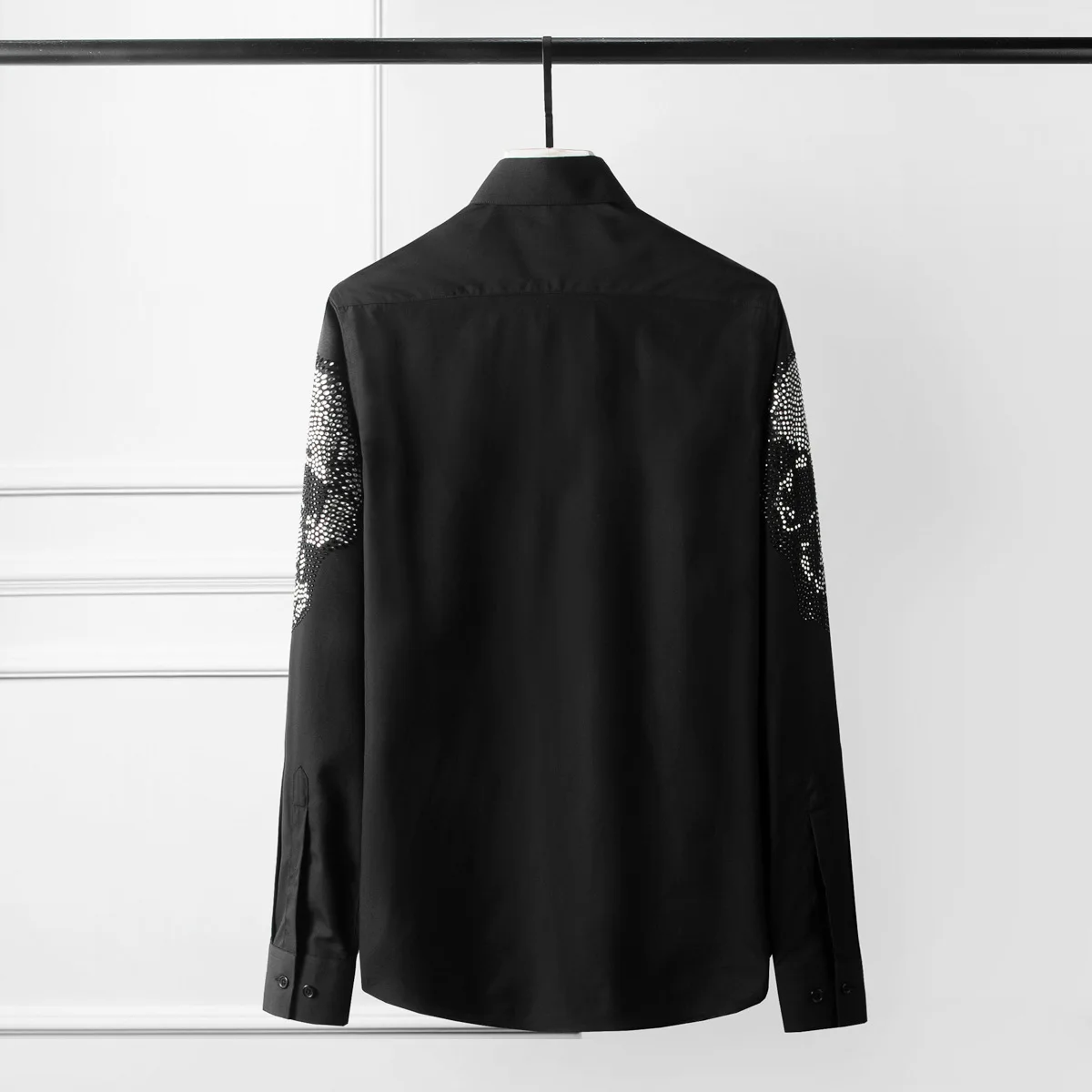 Brand Luxury Skull Rhinestones Shirts Men Long Sleeved Casual Shirt Slim Fit Social Party Tuxedo Blouse Streetwear Men Clothing