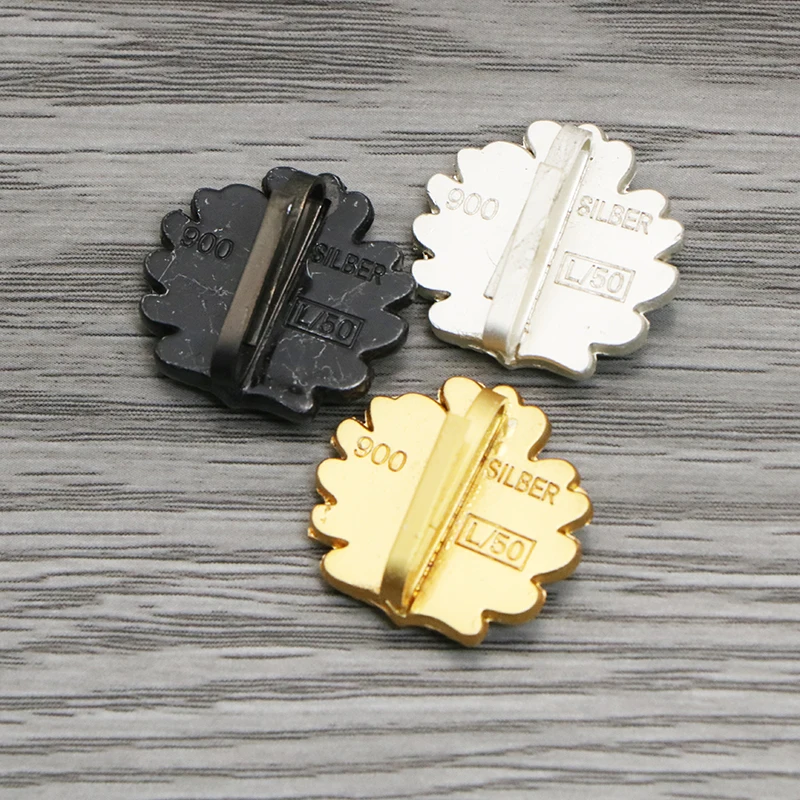 二頭の鷲のメタル彫刻 Double Swords Oak Leaf Knight Medal Accessories Edelweiss