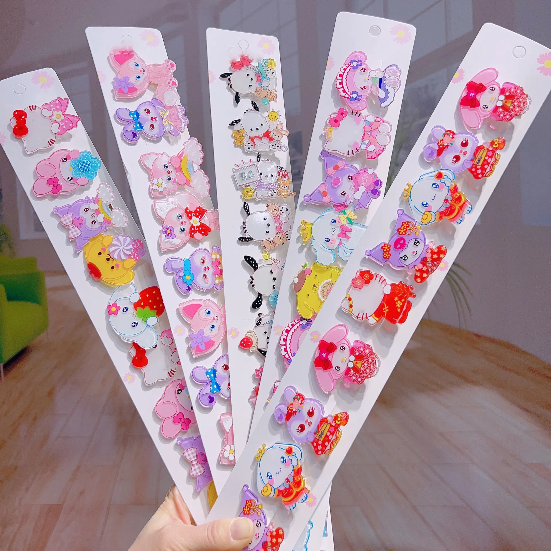 

10Pcs Set Anime Sanrios Hairpin Cartoon Cinnamonroll Kuromi My Melody Acrylic Quicksand Hairpins Hair Clips Accessories Gifts