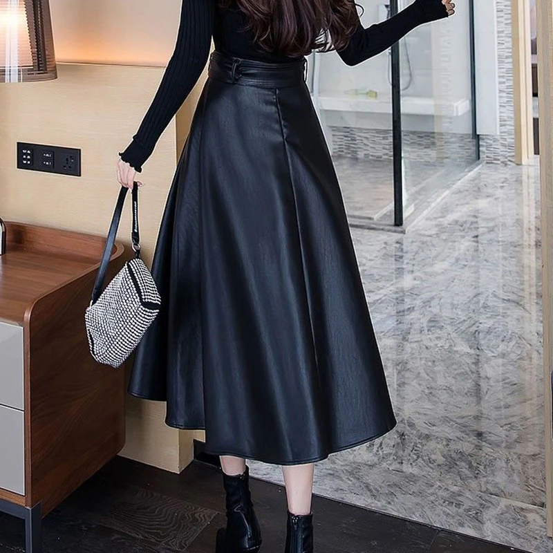 Leather half body mid to long length, 2024 spring slim, big swing A-line high waist umbrella autumn and winter half skirt