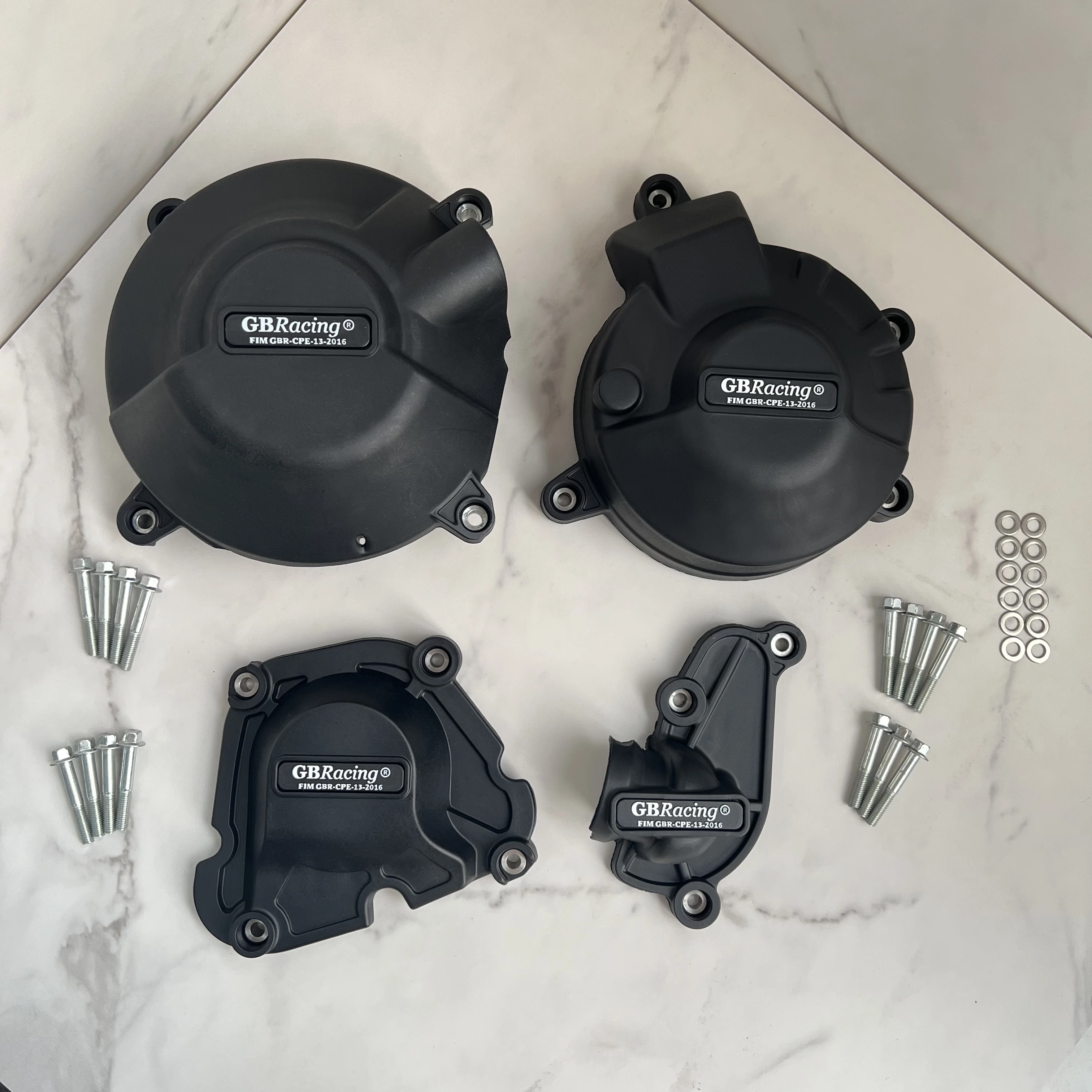 Engine Cover Protector Case carbon-look For Yamaha MT-09 FZ-09 TRACER SCRAMBLER XSR900 Motorcycles
