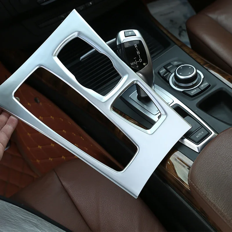 

Декоративная накладка на панель переключения передач для BMW X5 E70 2008-2013