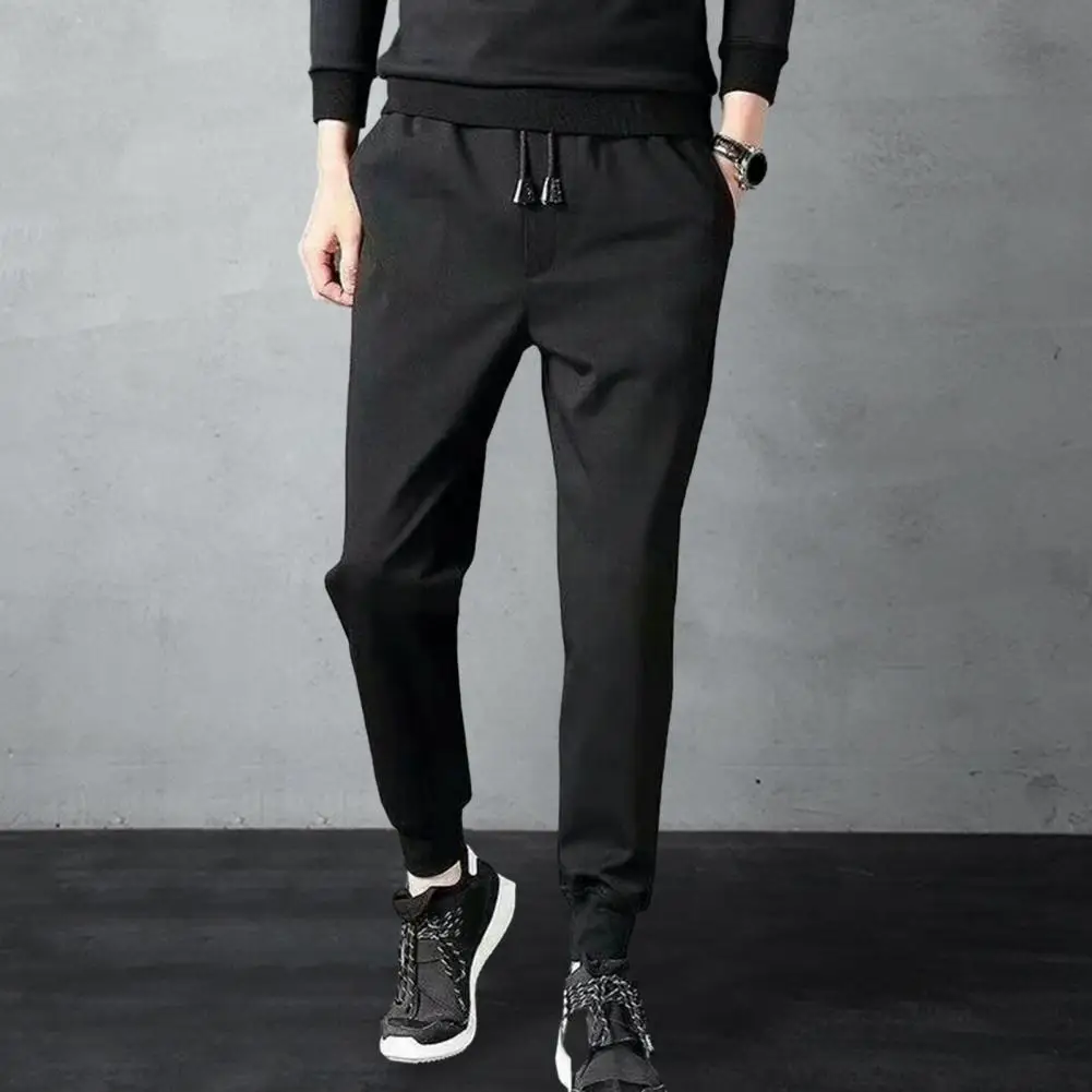 

Cozy Men Sweatpants Warm Fleece-lined Men's Jogger Trousers Elastic Waist Drawstring Pockets Ideal for Autumn/winter Sports