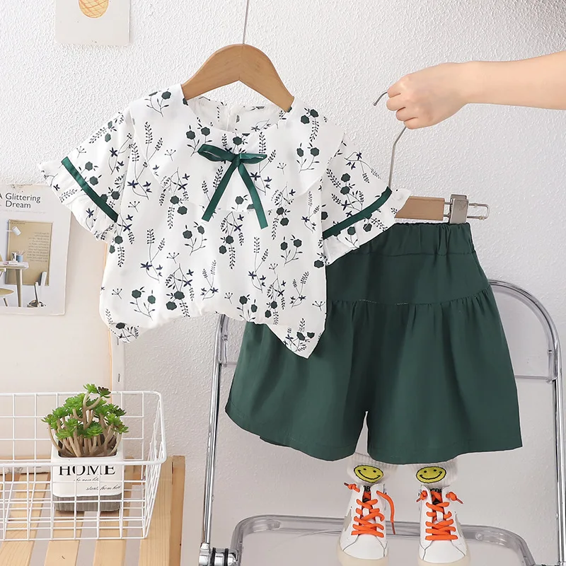 

Детский летний комплект, модная одежда для маленьких девочек от 2 до 3 лет, футболка с коротким рукавом и шорты с принтом, эксклюзивная Одежда для девочек, 2024