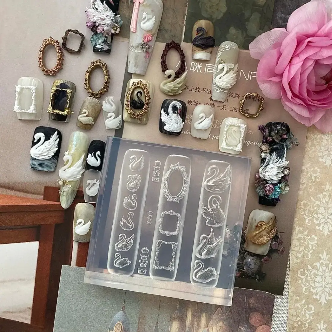 새로운 3D 실리콘 네일 아트 몰드 장미꽃 리본 날개 레트로 릴리프 패턴 디자인 DIY 네일 템플릿 매니큐어 디자인 도구