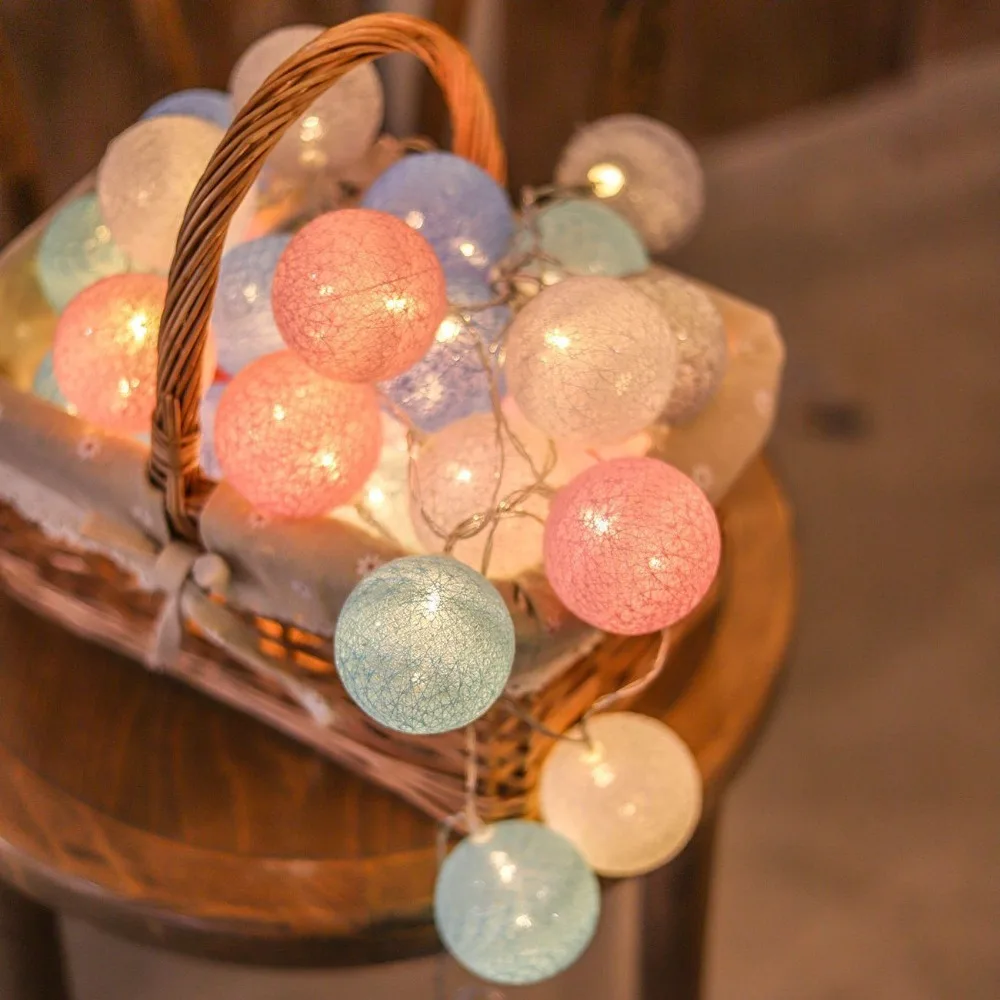 

10/20 LEDS Fairy Lights String USB Power Colourful Ball Chain Cotton Balls String Lights 1.5m/3m Outdoor Novelty Lamp Wedding