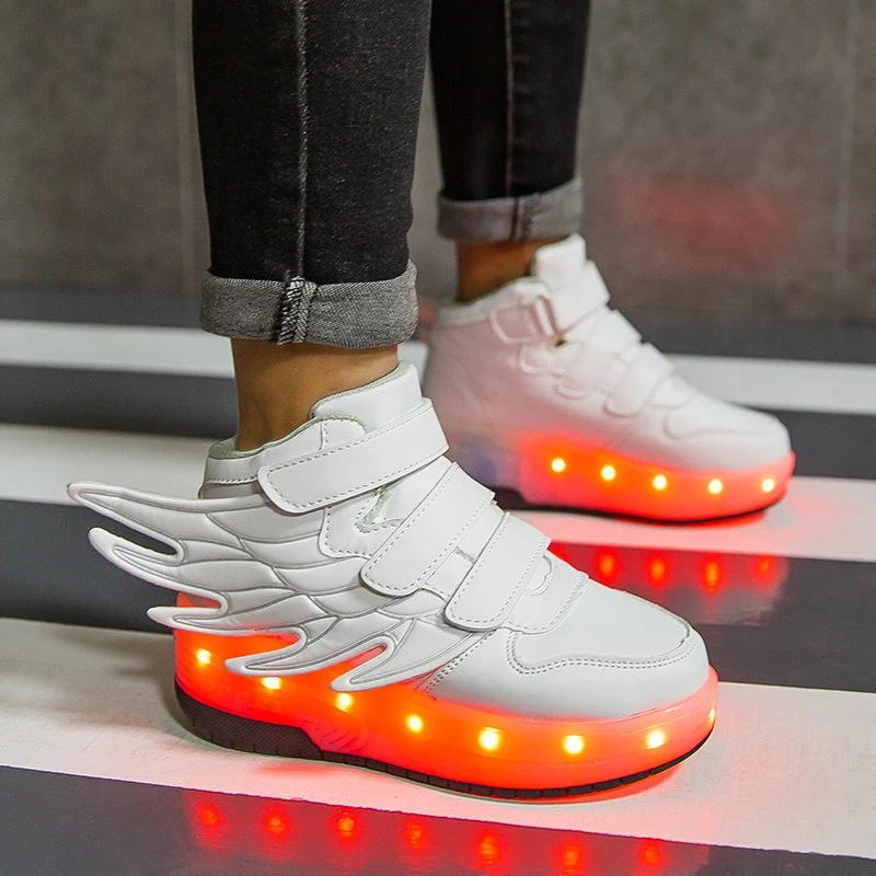 

New Fashion Casual Shoe Light Up Skate Rollers Shoes For Kids Parkour Deform Sneakers Adjustable Wheel Light Up Heel Skates Shoe