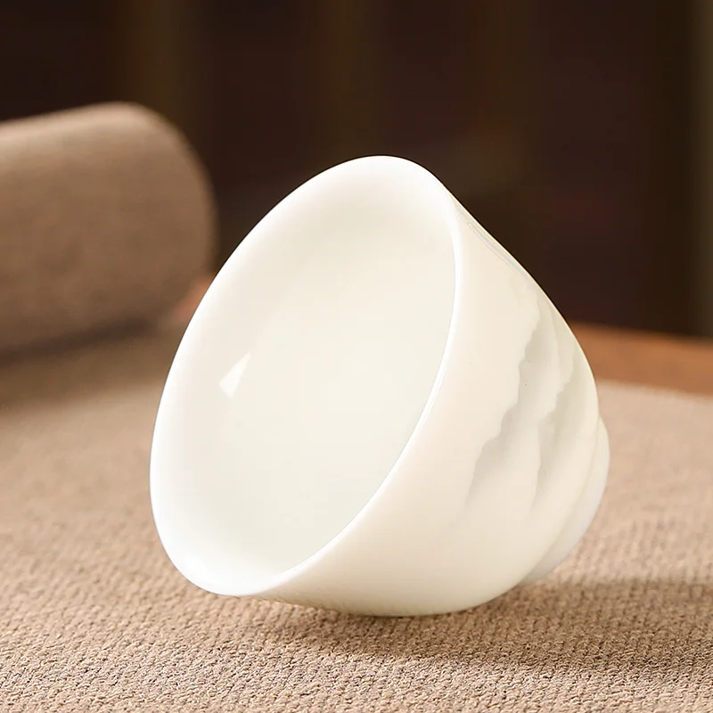 Suet jade porcelain kung fu tea master cup household white porcelain tea small Gu cup ceramic single cup tea cup tea set