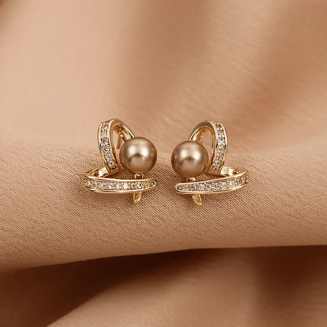 Korean Elegant Small Love Heart Pearl Earrings For Women 2022 New Fashion Zircon Cute Earrings Girl Party Luxury Wedding Jewelry 2