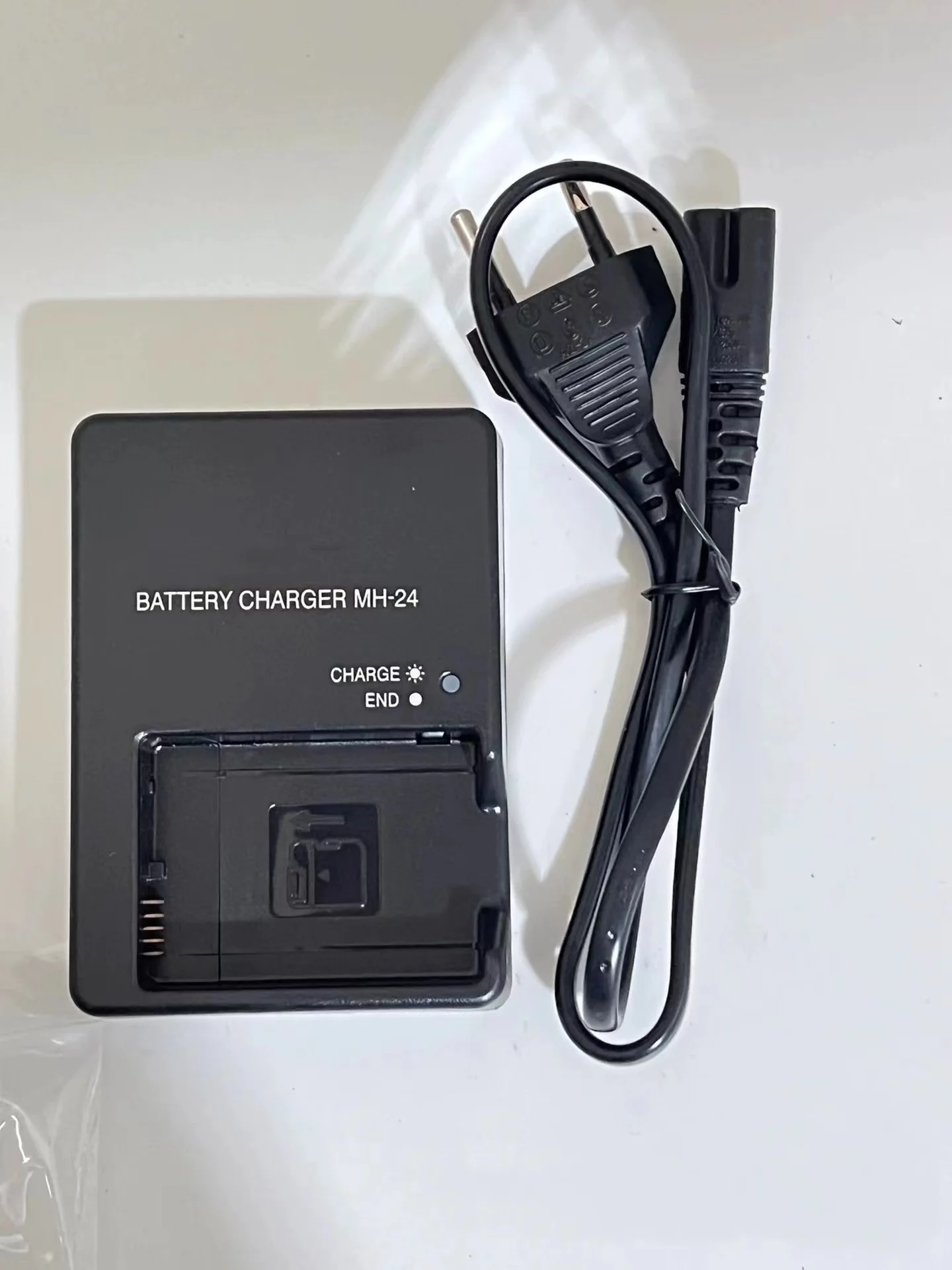 Mh-24 Mh24 Caricabatteria Per Nikon En-El14 En-El14A Per Nikon P7000 P7100 D3100 D5100 D3200 Caricabatteria Per Fotocamera