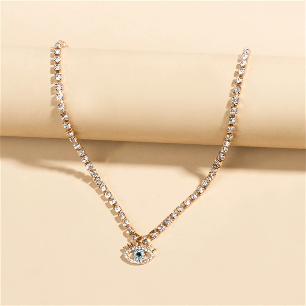 LXY-W Boho Fashion Necklace close-up