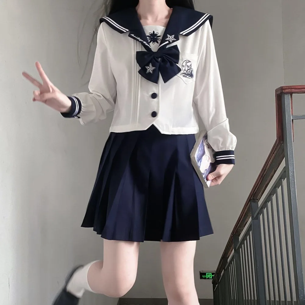 Japanese and Korean Pleated Skirt Suit College Style Embroidery JK Uniform Sailor Suit Long-sleeved School Uniform Woman Girl