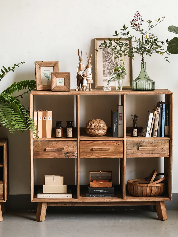 

Log literary six-grid three-bucket entryway cabinet, old pine American, retro solid wood, wallside cabinet