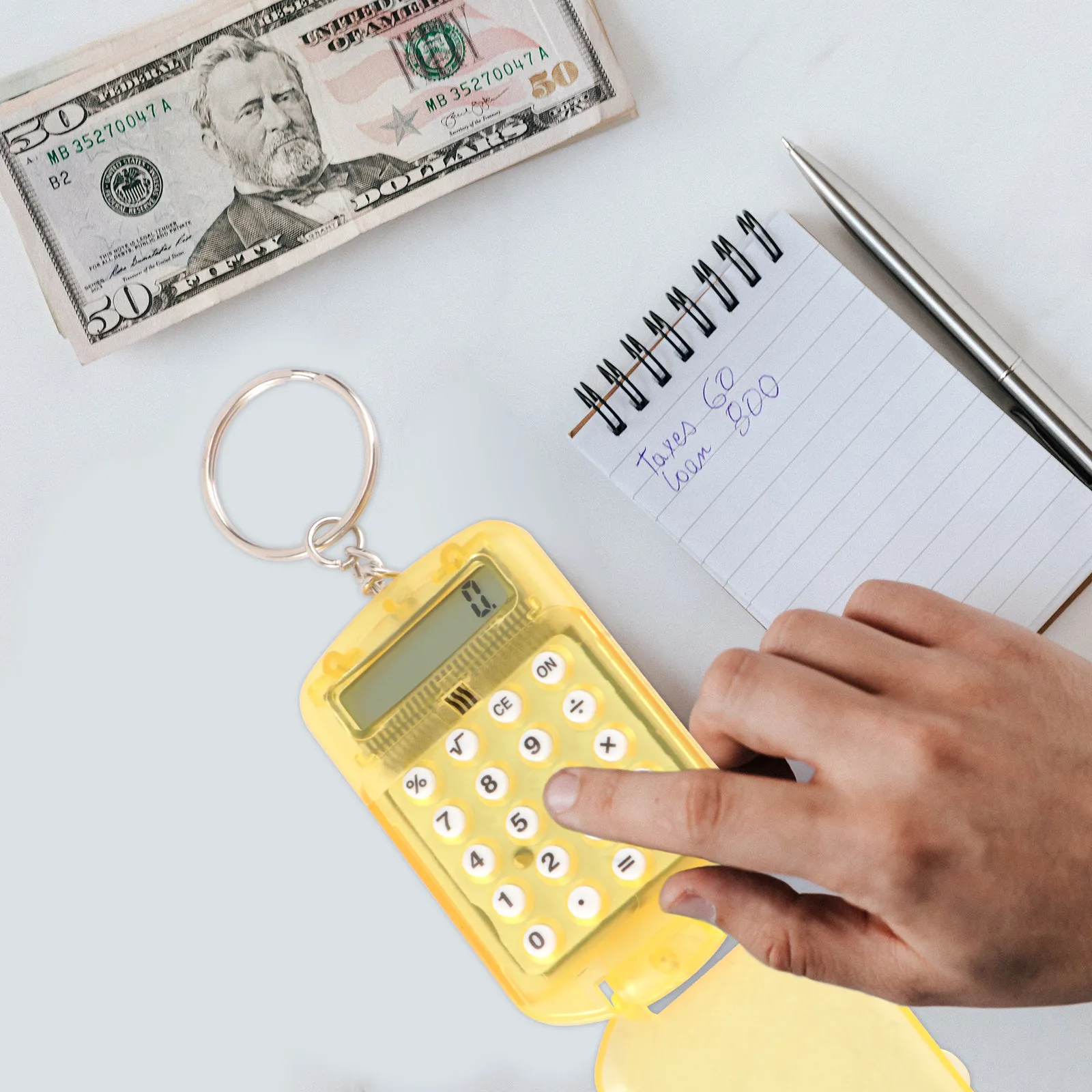 3Pcs 열쇠고리 모양의 계산기 일상 생활 학교 홈 오피스 사용을 위한 프리미엄 플라스틱 휴대용 전자 계산기