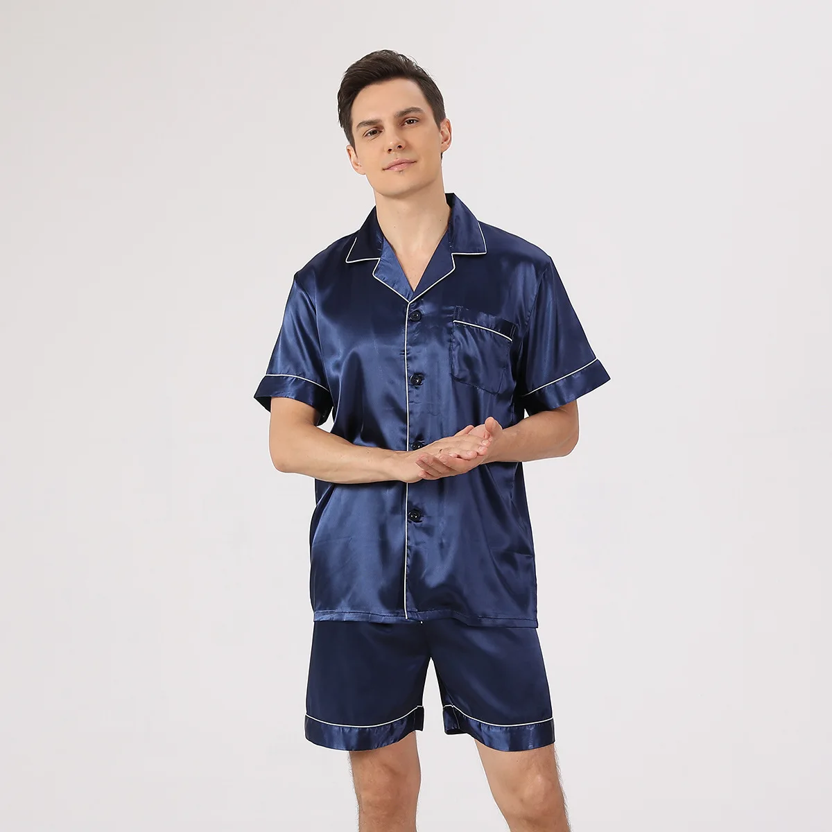 European Size Pyjama Men Printed Short Sleeved Shorts Pajamas for Men Set Large Bust Satin Silk Pajamas Sleep Wear Pijamas