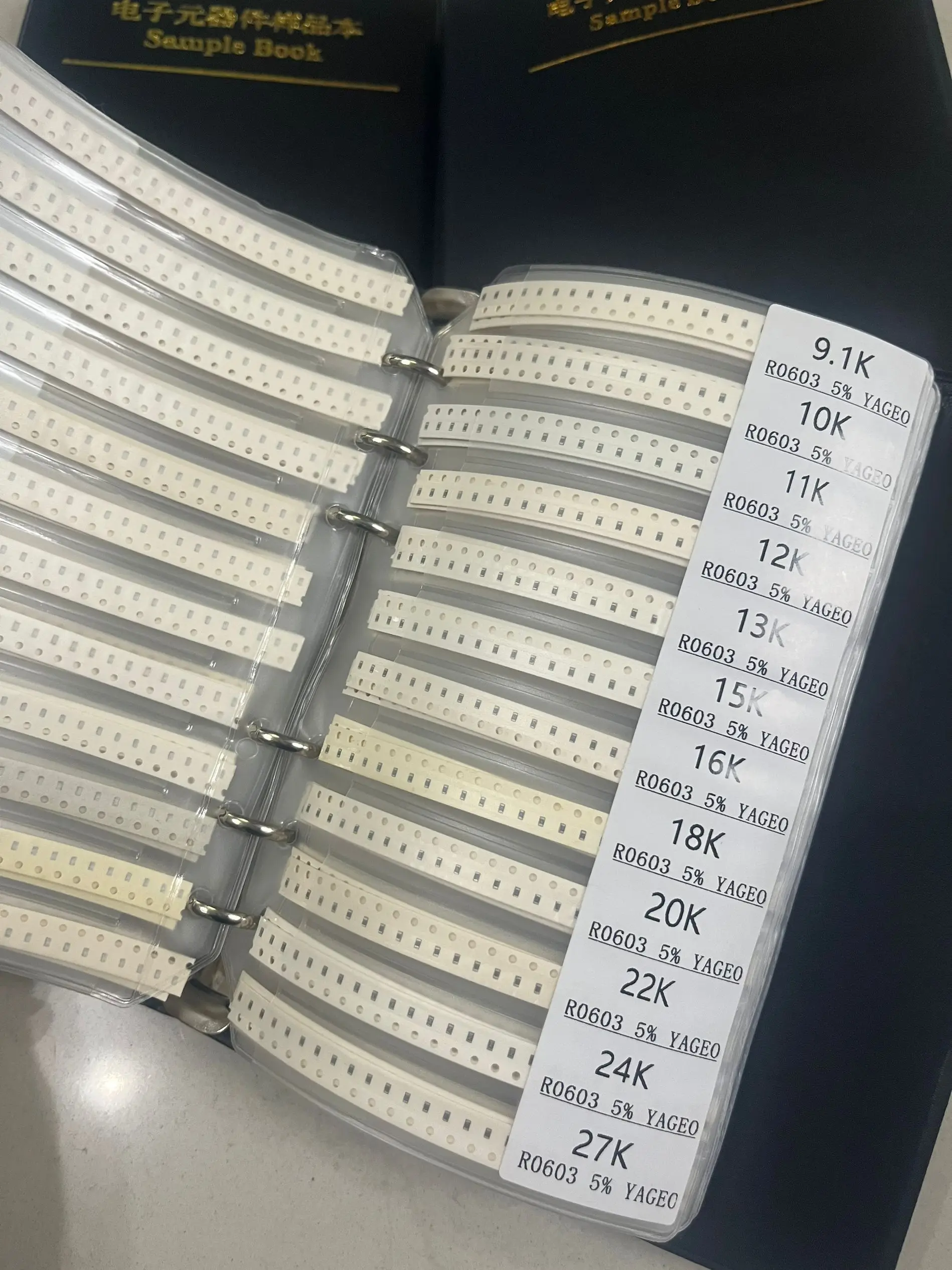 

1% 5% 0603 SMD Φ book, 170 значений X 50 шт. = 8500 шт. набор образцов