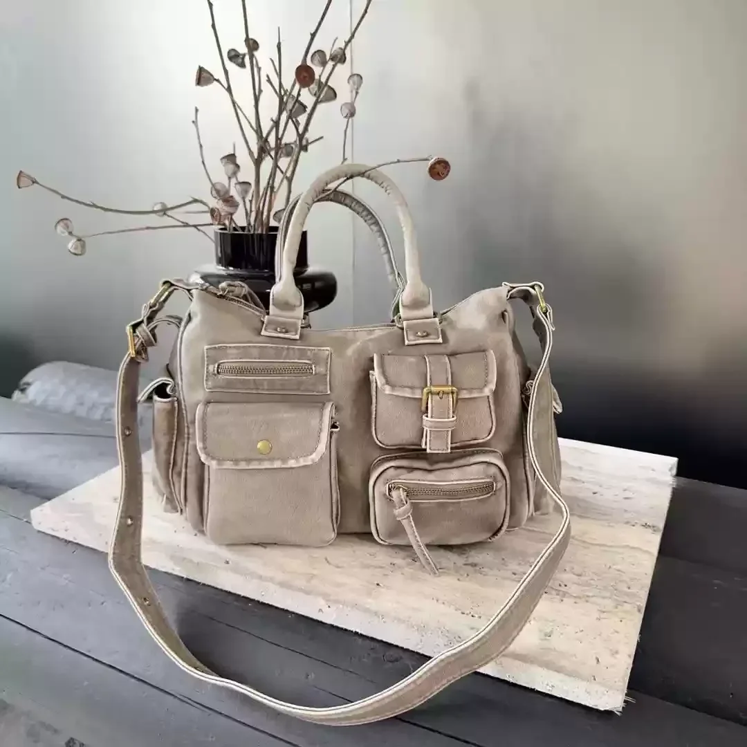 NEW Punk Women Tote Bags 2025 Trend Large Capacity Crossbody Shoulder Bags Moto Style Multi Pockets Commute Bolso Mujer