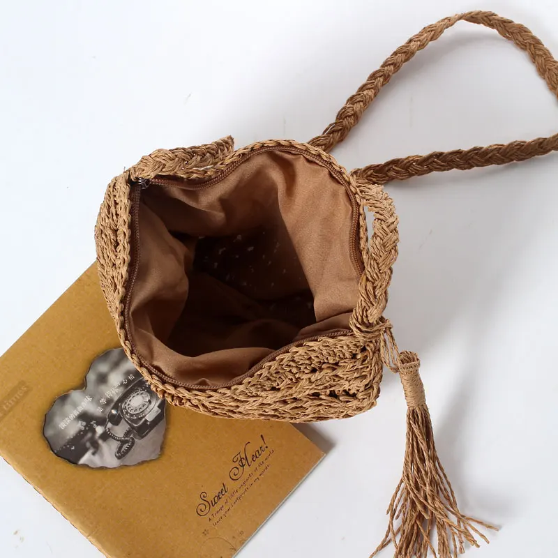 Fashion Semicircle Straw Woven Shoulder Crossbody Bag Vacation Beach Small Handbags Ladies Summer Handmade Rattan Tassel Totes