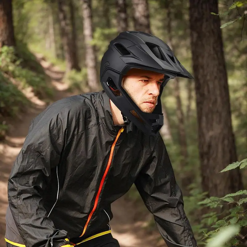 2025 Adult Bicycle Bike Helmet Full Face Detachable One-piece Motorcycle Riding Safety Full Face Helmet Head Protection