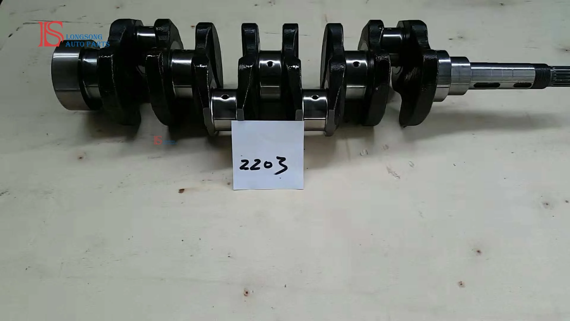 공장 고성능 V2203 크랭크샤프트 베어링 직경 52mm / 60mm 쿠보타용