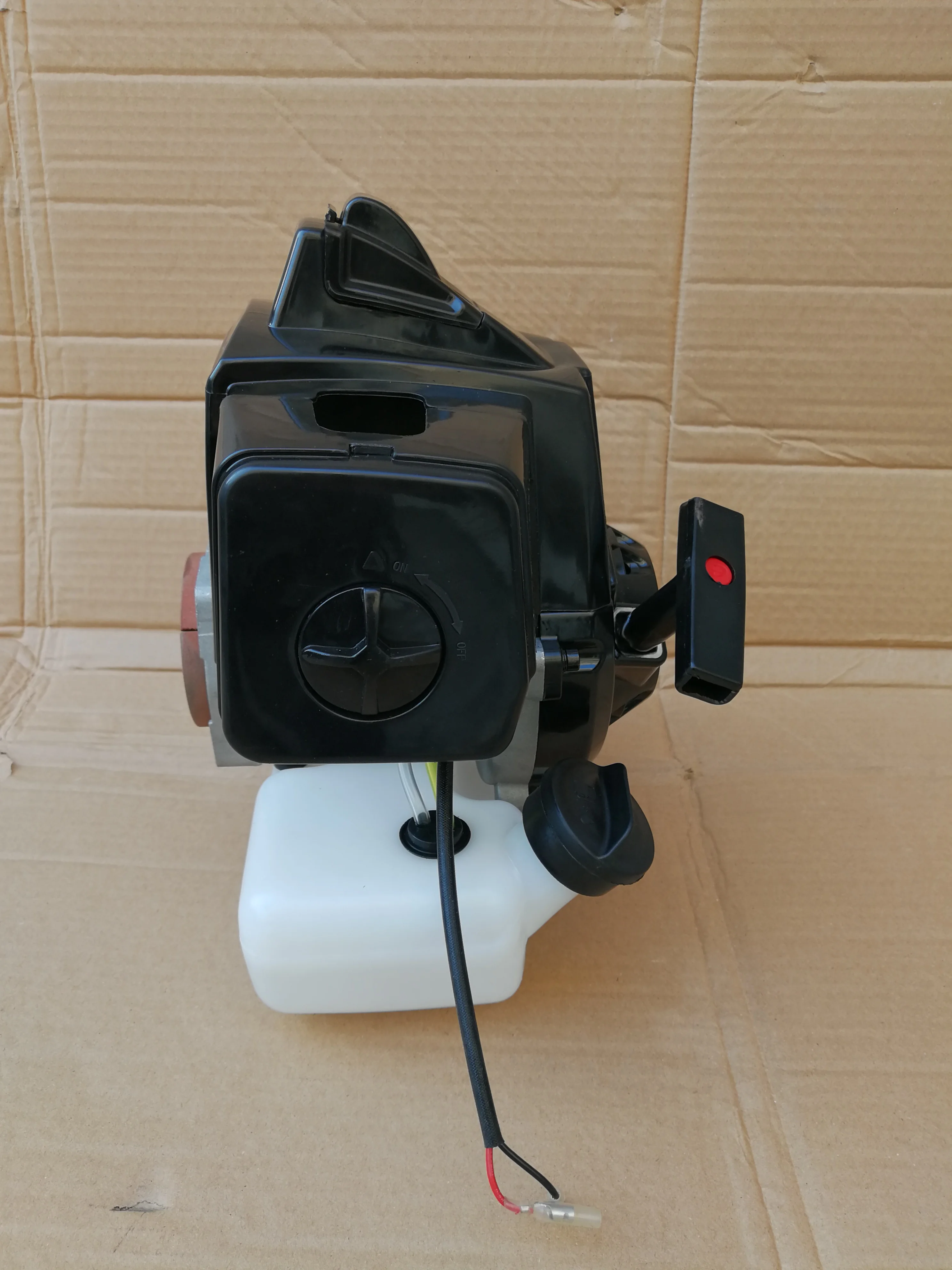 

Черный цвет 1E48F бензиновый двигатель 63CC старт для наземной дрели Скутер ATV EVO